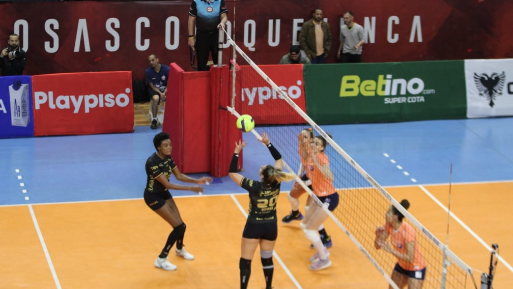 Campeonato Paulista de Vôlei: definidas as semifinais no masculino e  feminino – FPV