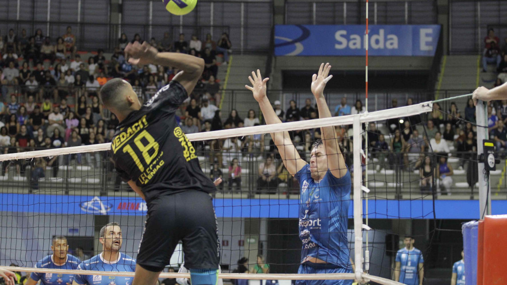 Suzano Vôlei é vice-campeão do Campeonato Paulista de Voleibol